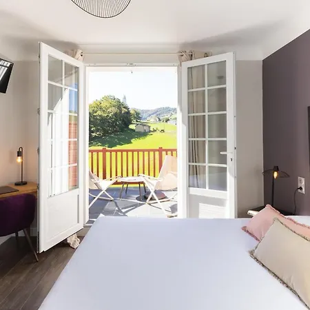 Logis St Sylvestre 3*