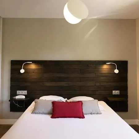 Logis St Sylvestre Otel