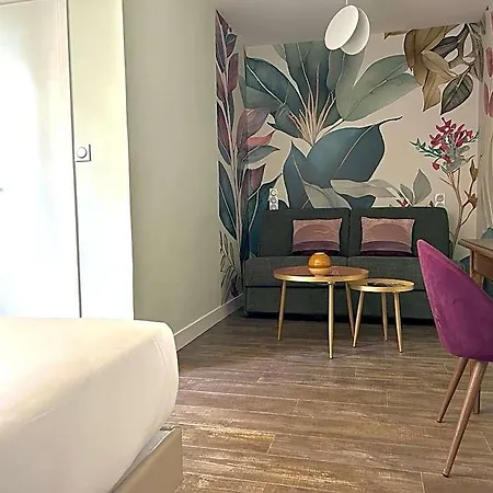 Hotel Logis St Sylvestre 3*
