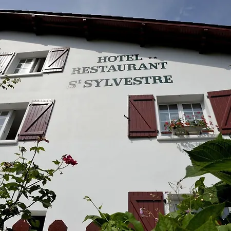 Logis St Sylvestre מלון 3*