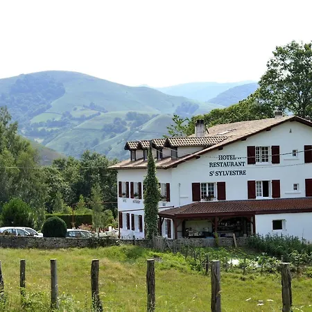 Logis St Sylvestre 3*